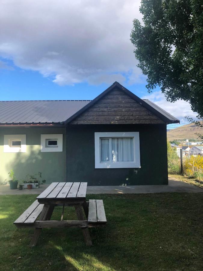 Отель Hospedar Calafate - Los Lupinos Эль-Калафате Экстерьер фото